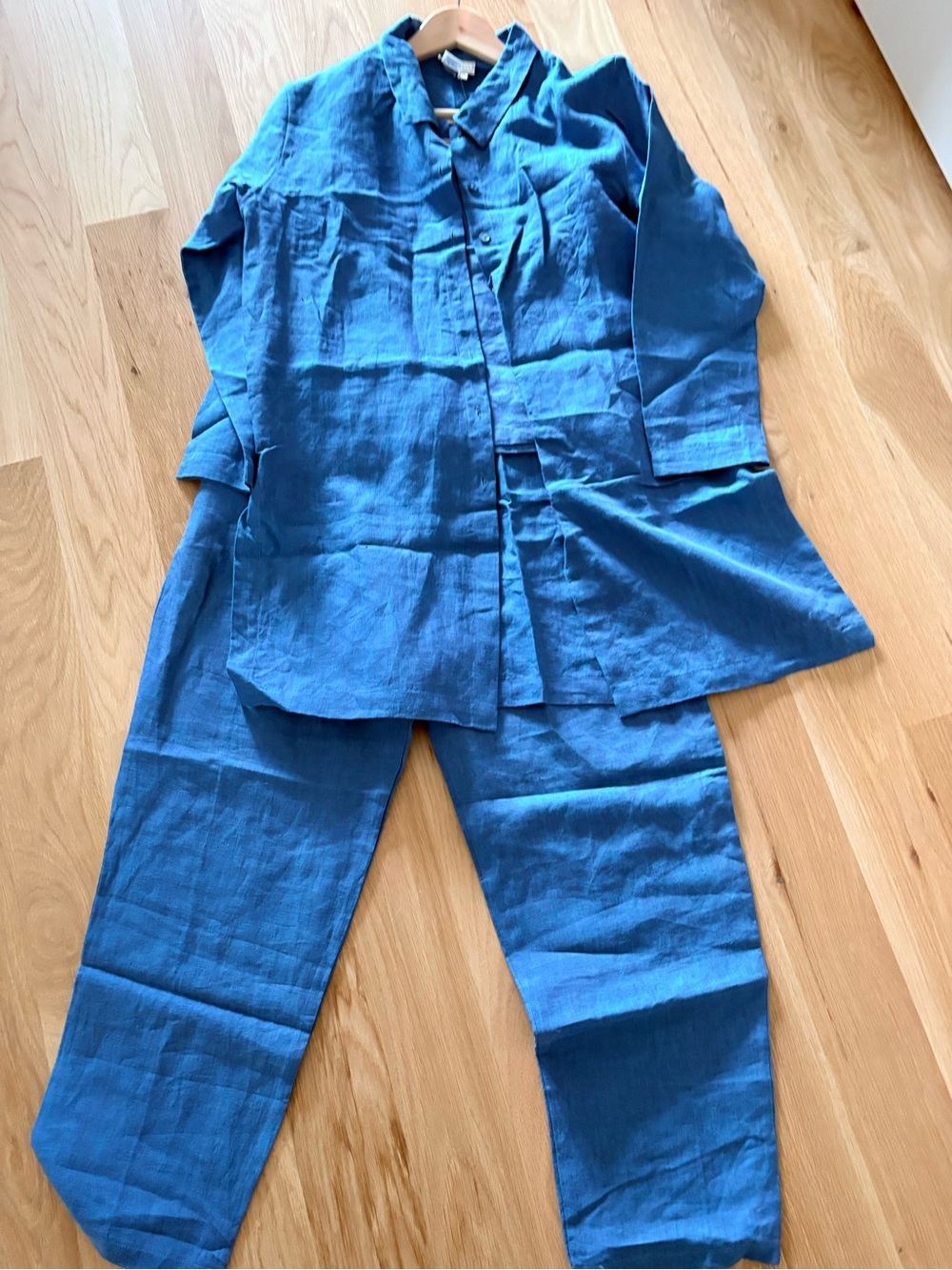 New Coldwater Creek petite medium, three-piece, set tank jacket and pants linen